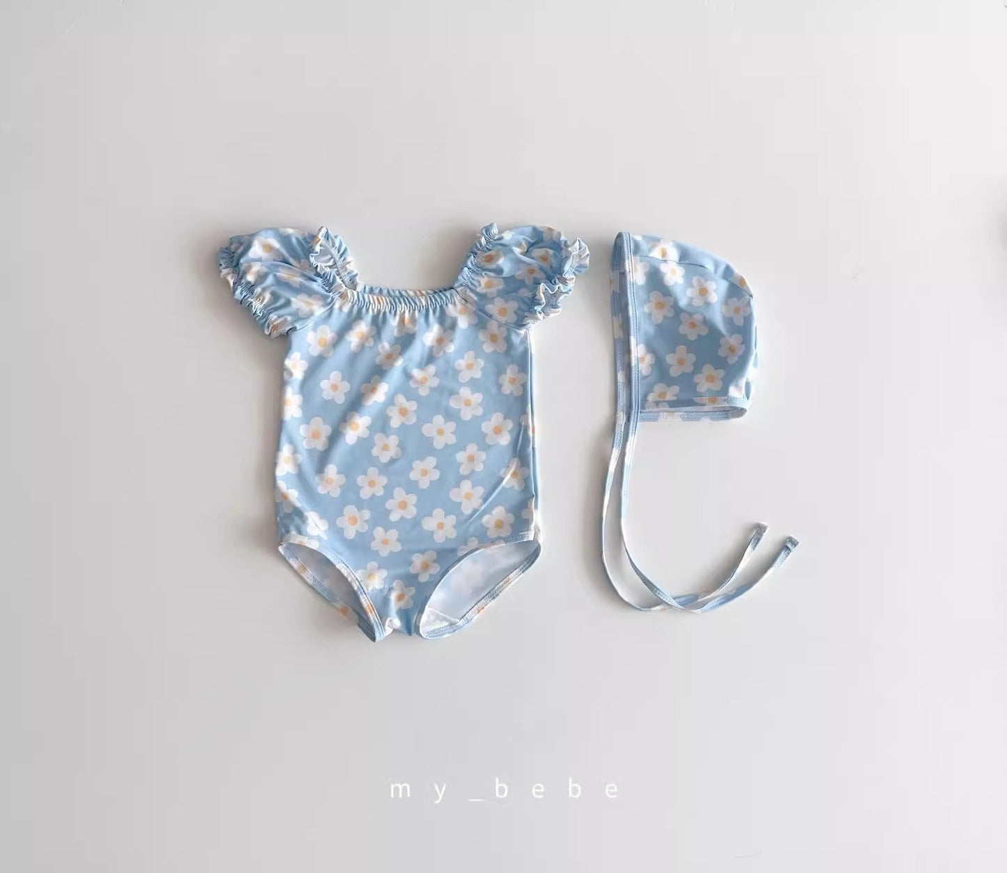 Short sleeved one-piece swimsuit swim cap bubble sleeves