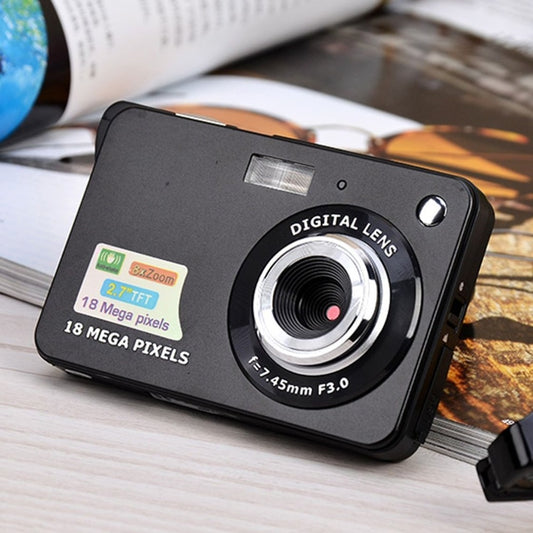 Digital Camera 2.7 Inch with 18MP 720P 8x Zoom