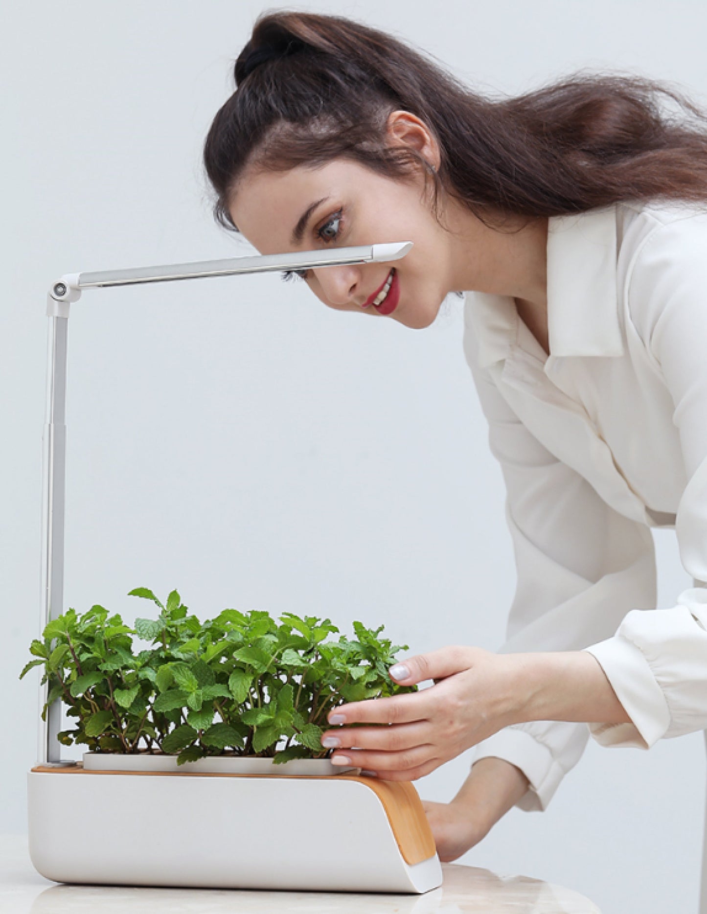 Modern design fits any home Verdmo smart planter grow anything no pods herbs flowers vegetables