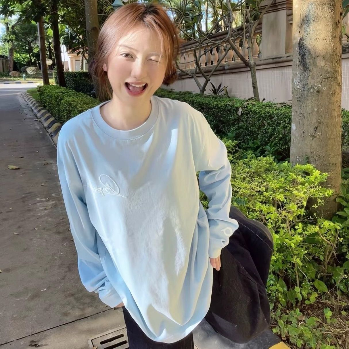 Letter design long sleeved t-shirt for women