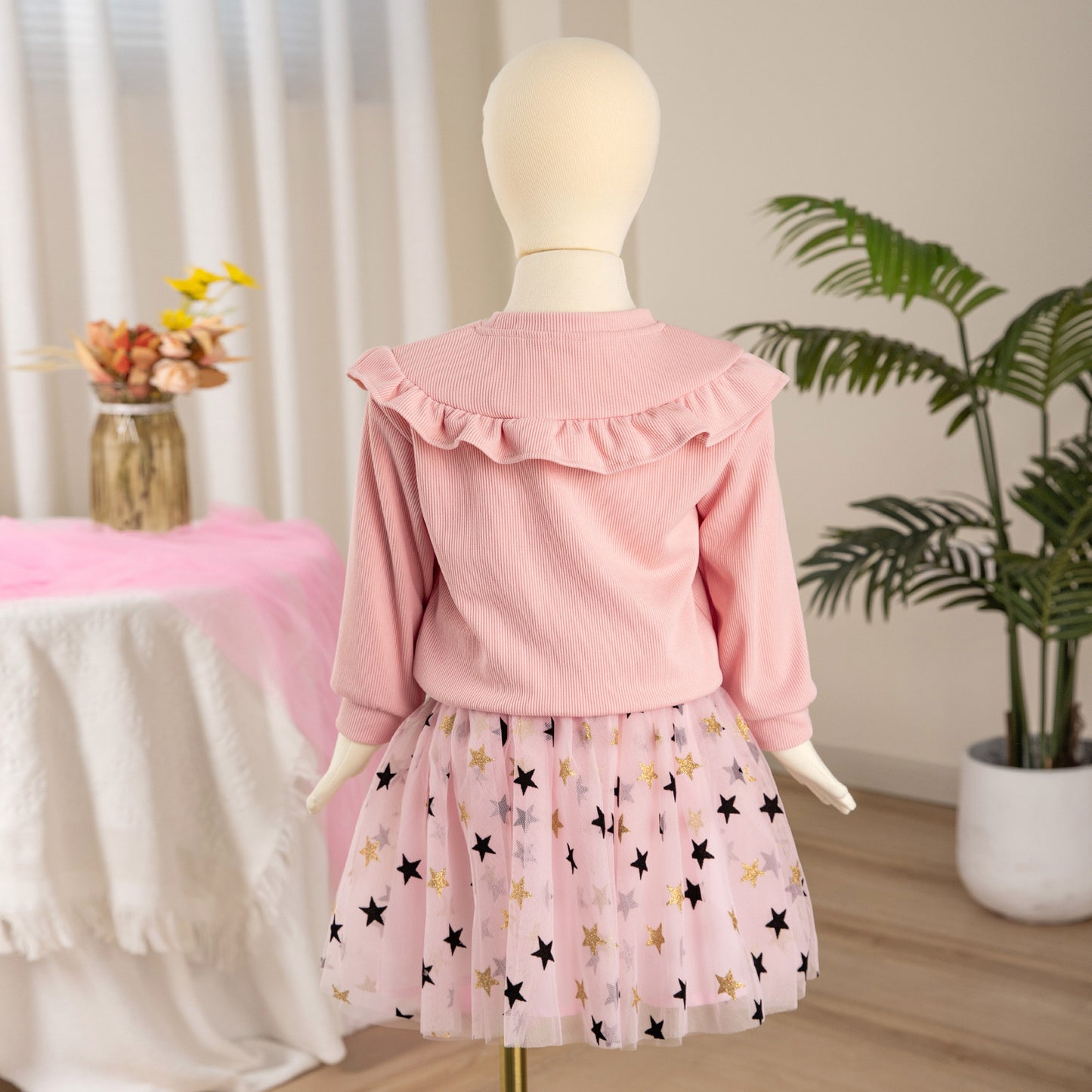 New Women's Children's Fashion Casual  Embroidered Ruffle Round Neck Flower Hoodie and Skirt Set