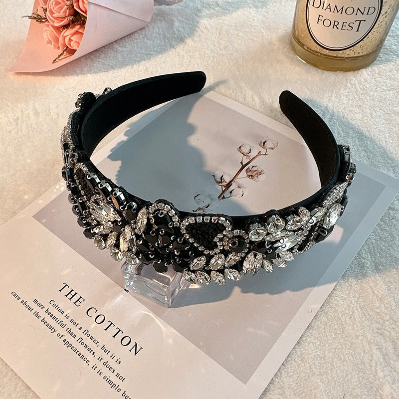 Fashionable and Versatile Retro Baroque Diamonds Light Luxury Love Hair Accessories