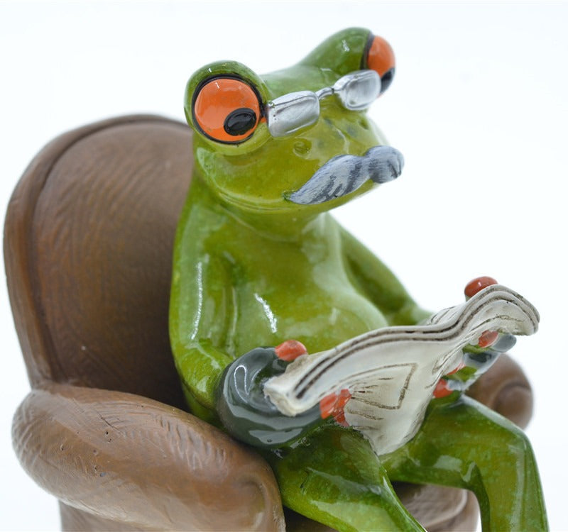 Home Grandpa Grandma Couple Sofa Frog Resin Decoration