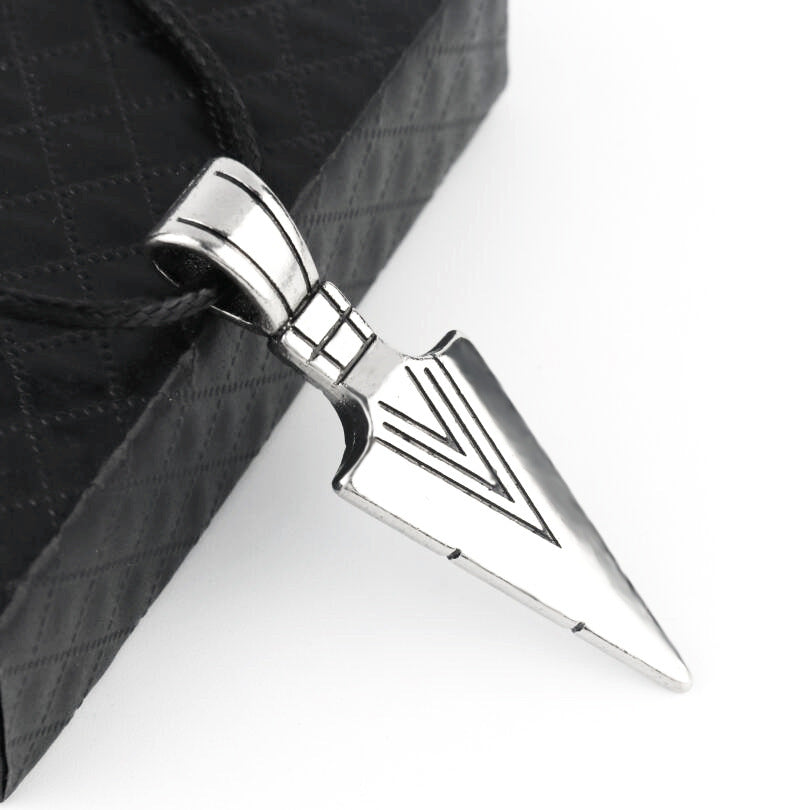 Korean Arrow Necklace Stainless Steel Pendant Short Keel Chain Men's Retro Jewelry