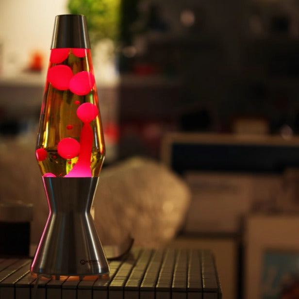 Standard X-Men Wolverine Lava Lamp Volcano Cone Bottle Wax Lamp Jellyfish Lamp Home Creative Floating Night Light