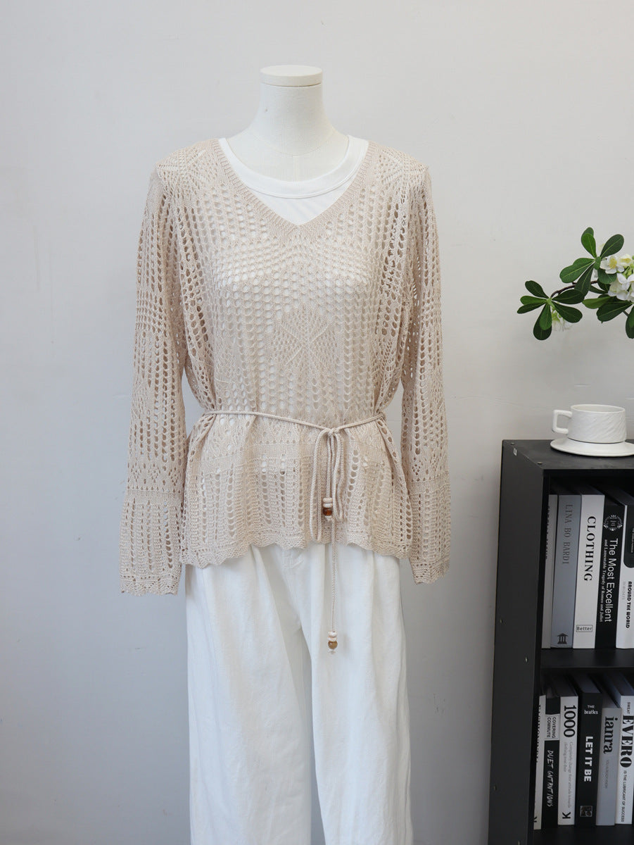 Hollow out V-neck long sleeved top