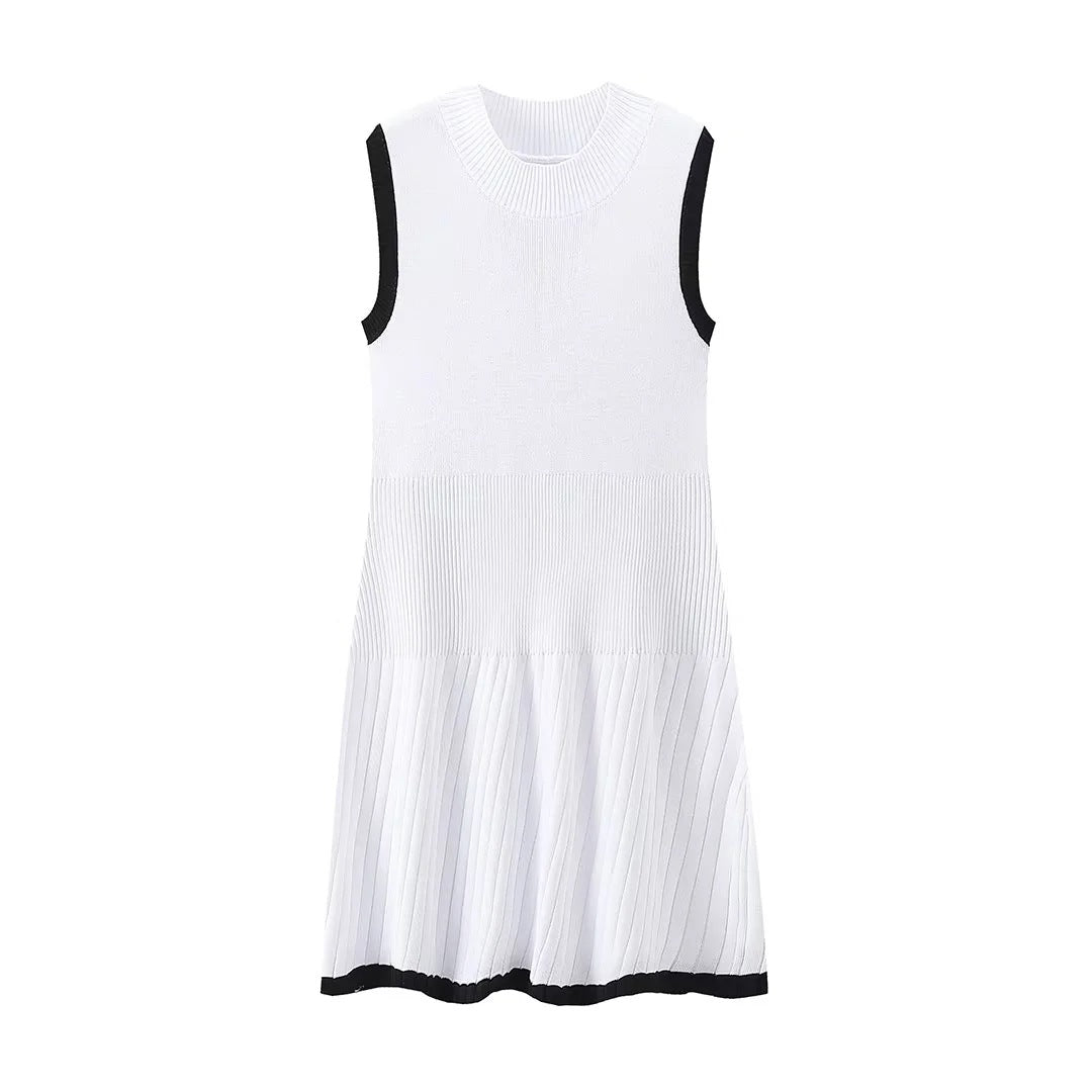 Knitted mini dress fashionable round neck pleated A-line dress