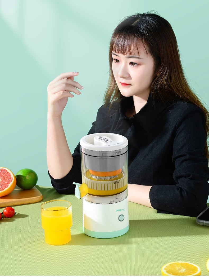 Multi functional electric juicer