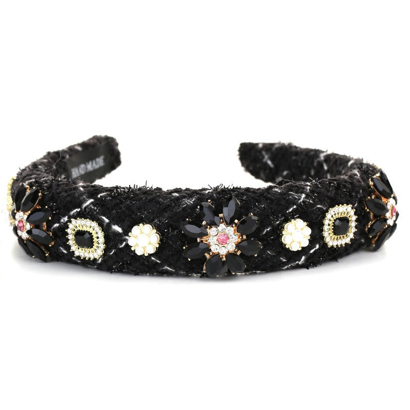 Fashionable fabric wide edge washbasin headband with diamond inlay