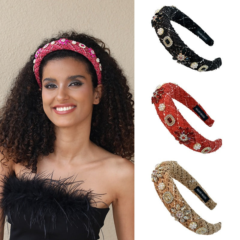 Fashionable fabric wide edge washbasin headband with diamond inlay