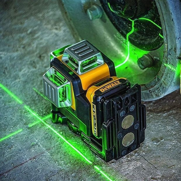 DW New Automatic Green Beam High-Precision Laser Level with Strong Light, 12-Line Wall Alignment, 16-Line Indoor and Outdoor Use