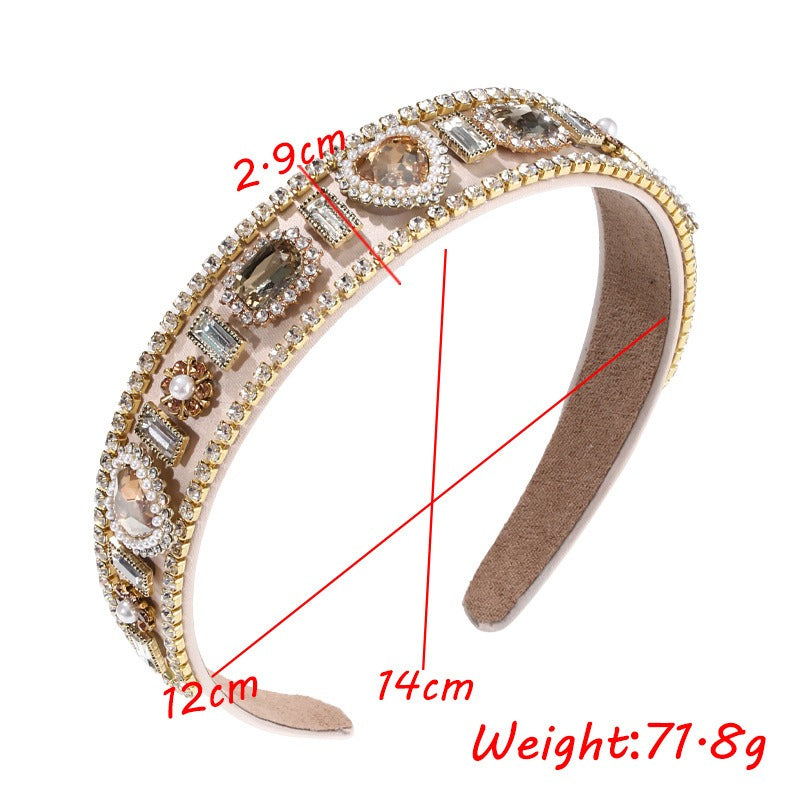 Minimalist and fashionable full diamond anti slip heart headband for women