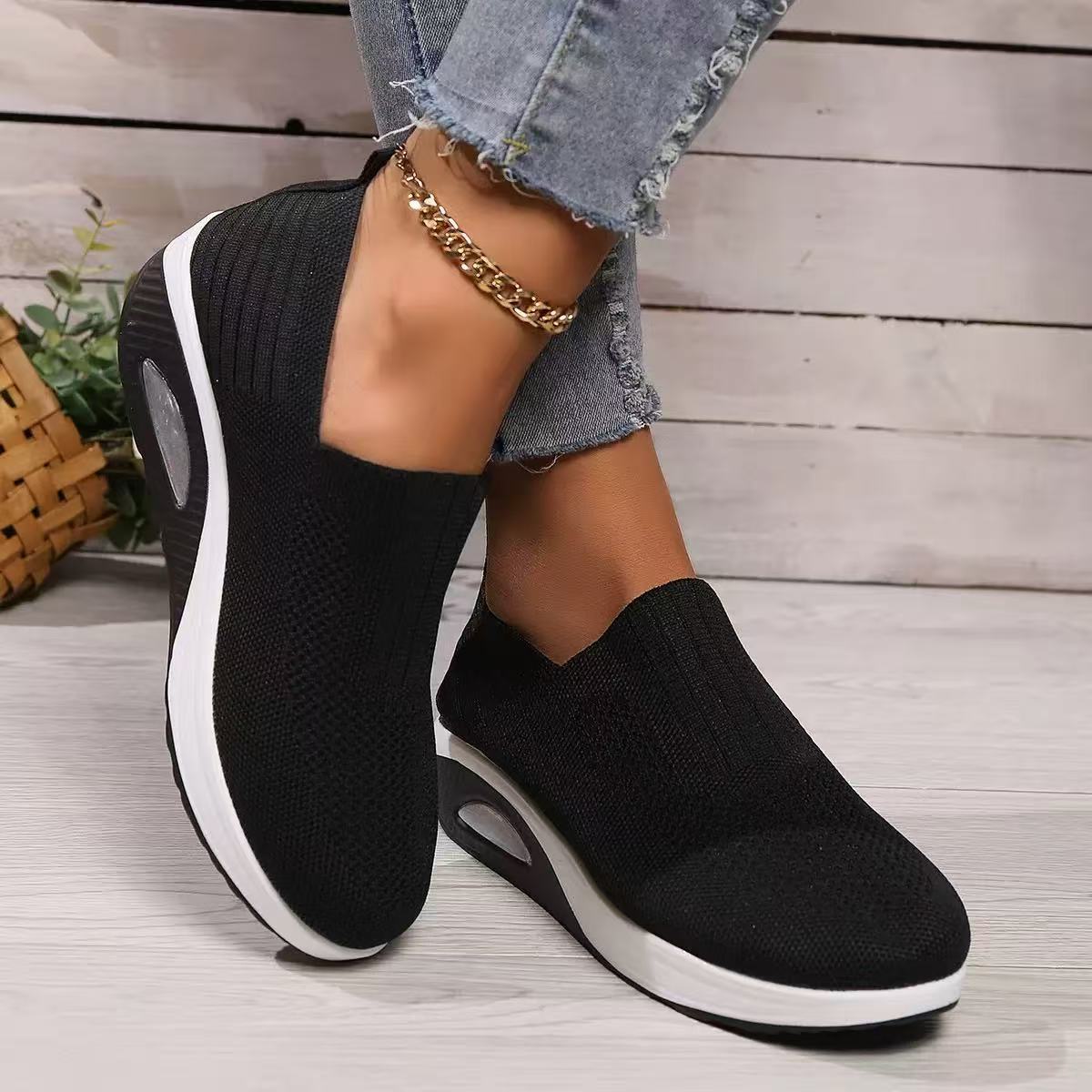 Slip-On Women's Shoes with Thick Air Flyknit Soft Sole