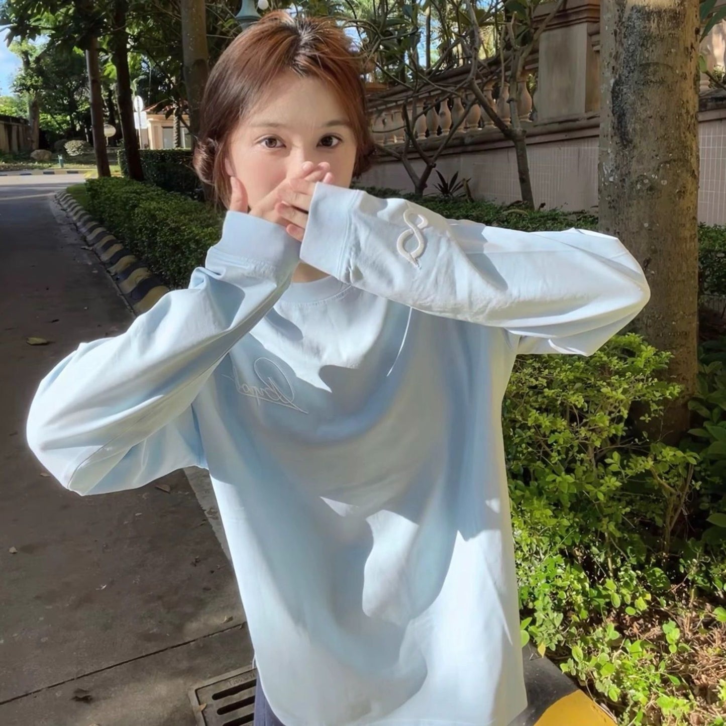Letter design long sleeved t-shirt for women