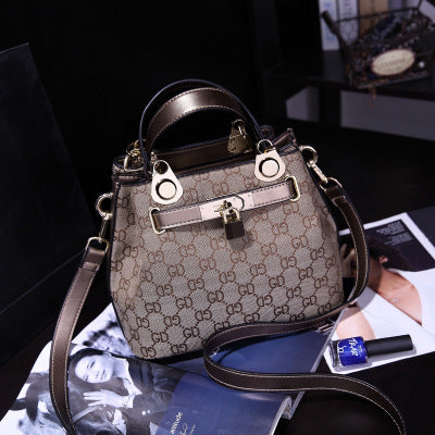 Big European Lady Kylie Stamp Lock Handbag