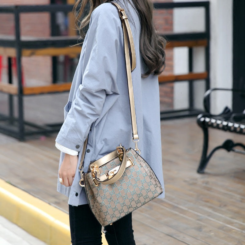 Big European Lady Kylie Stamp Lock Handbag