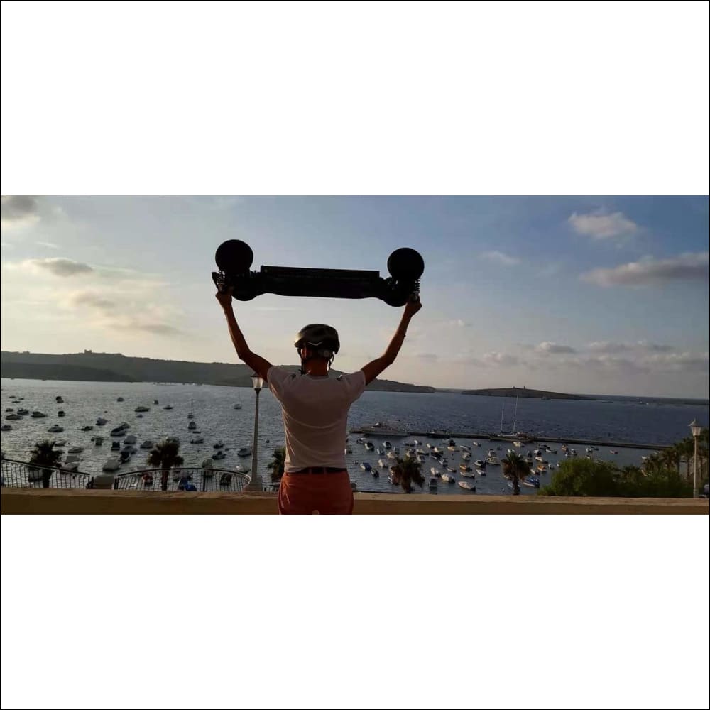 3200W X7 Four-wheel Drive Electric Skateboard