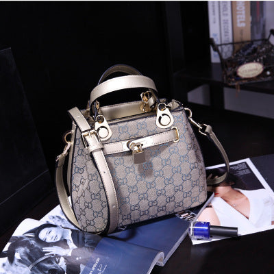 Big European Lady Kylie Stamp Lock Handbag
