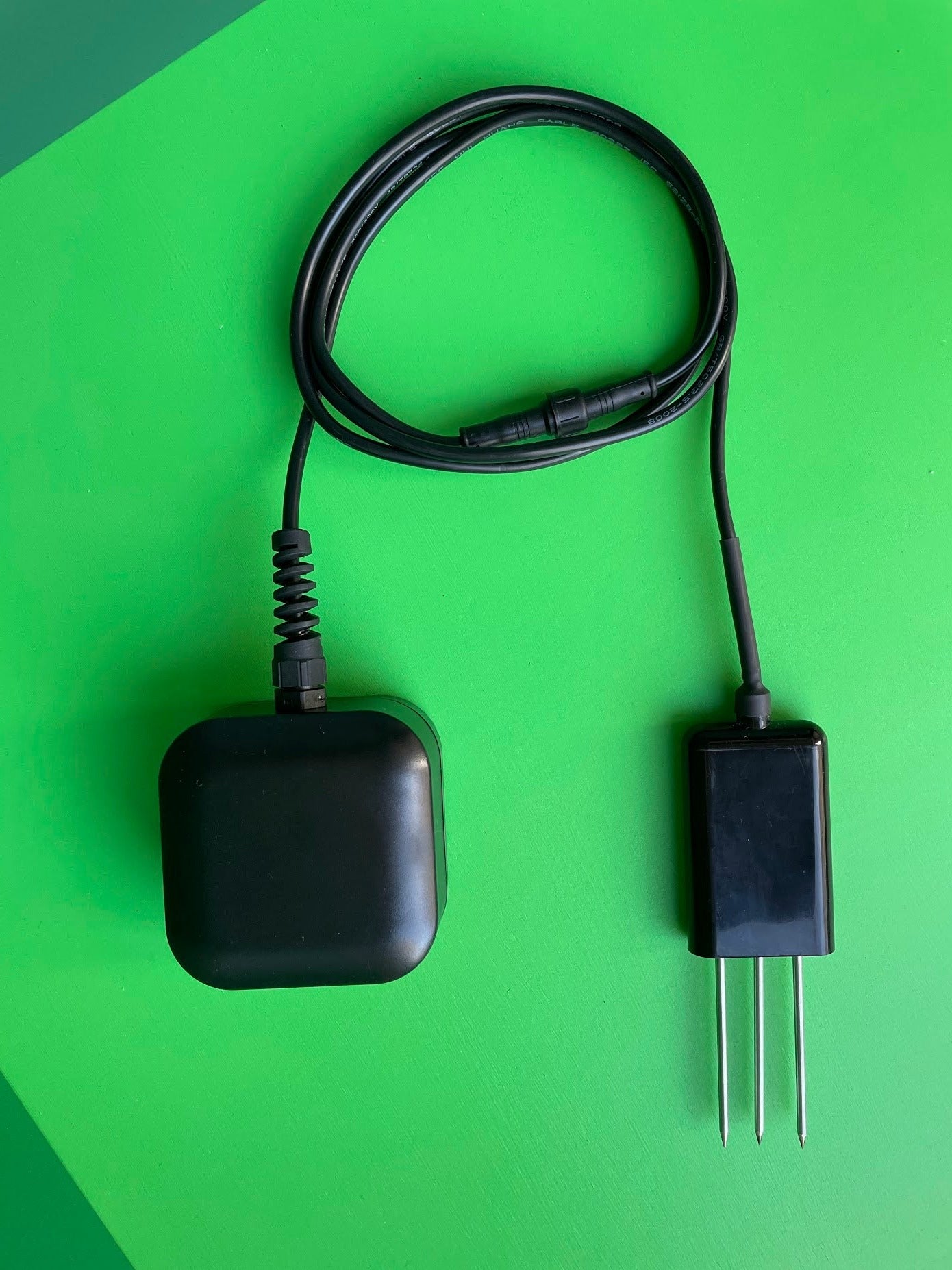 Verdmo outdoor wifi soil moisture sensor two options for sensors built to last save water save money