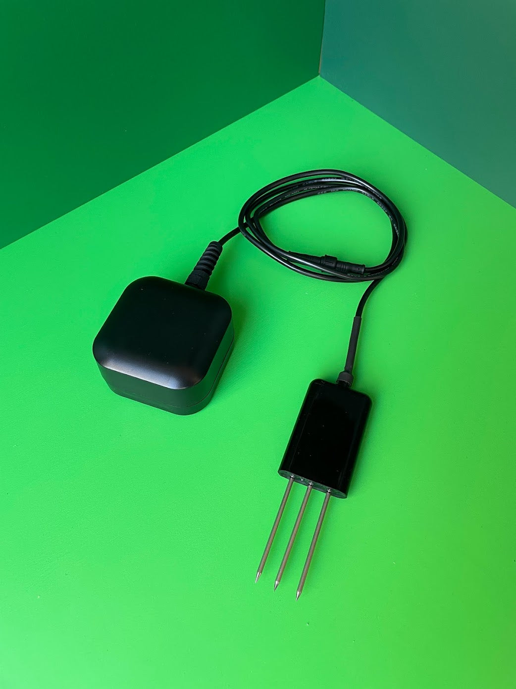 Verdmo outdoor wifi soil moisture sensor long life waterproof accurate sensor save water save money