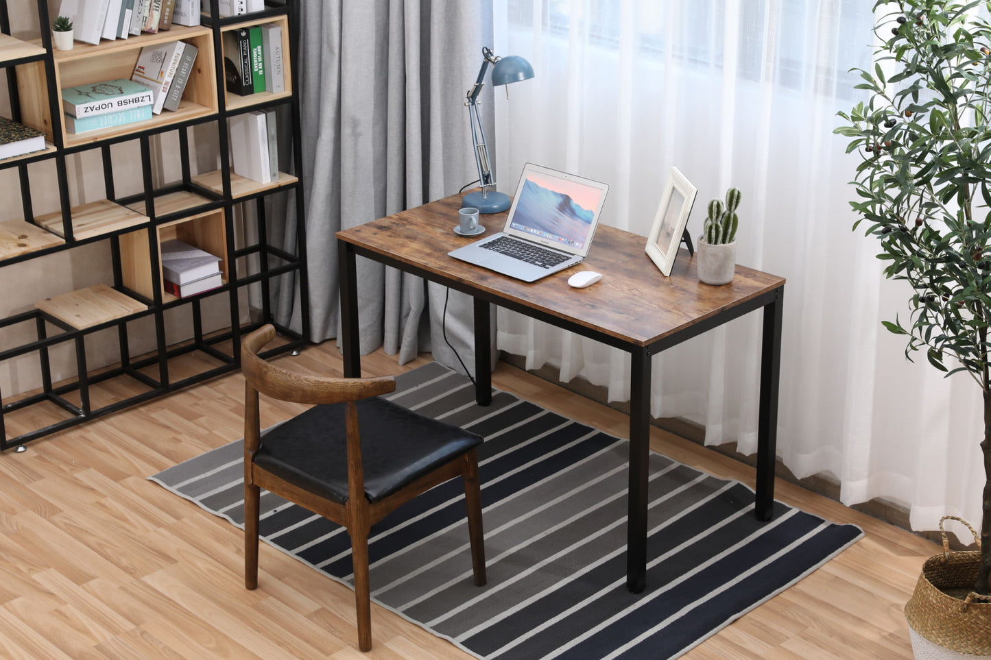 Computer Desk 47.2" for Home Office, Sturdy Writing Desk Study Table Gaming Table (Brown)