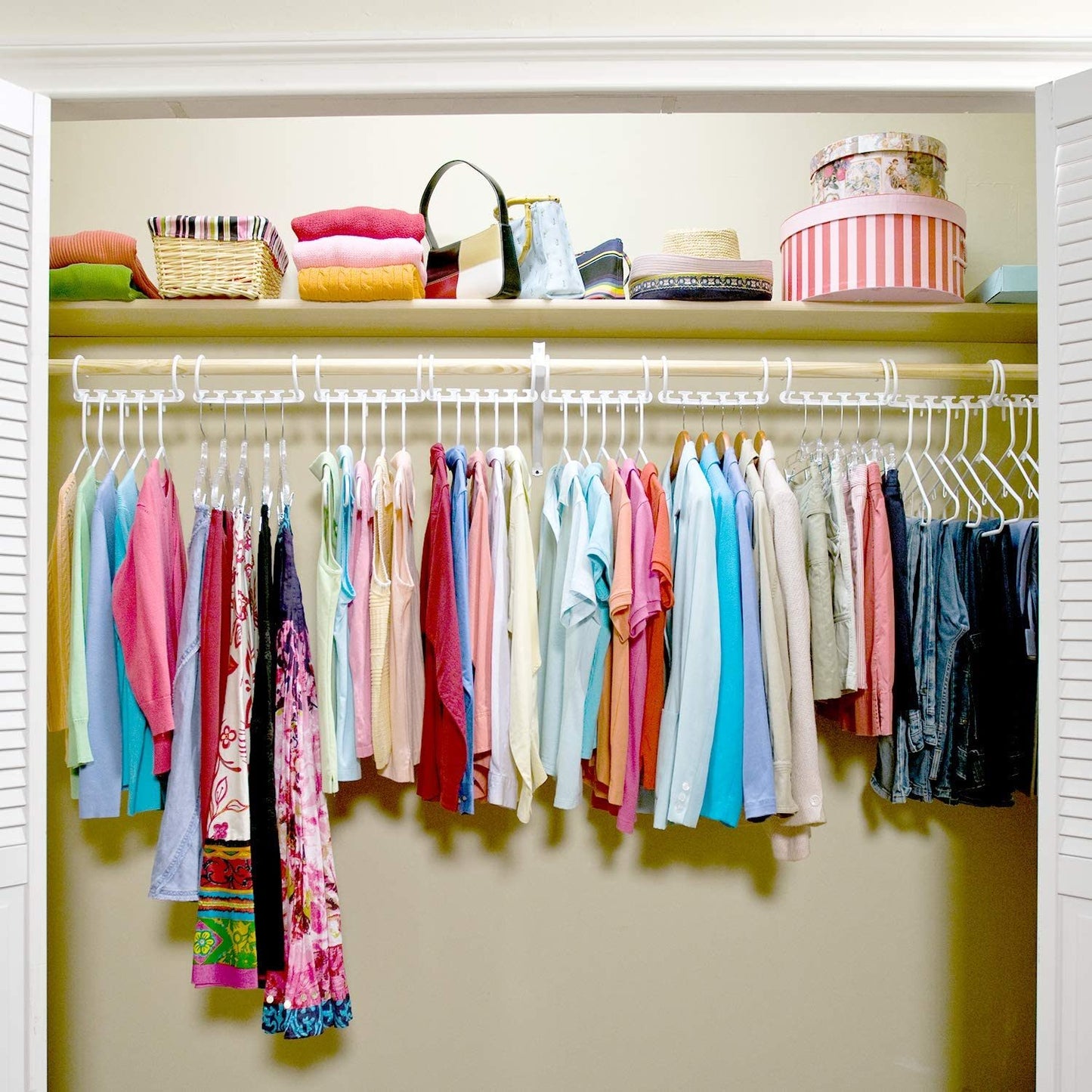 Multi-functional five-hole Magic hanger rotatable folding plastic Wonder Hanger,Hanger Cascading Clothing Hanger, Space-Saving Closet Organizer